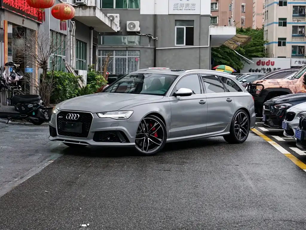 Audi RS 6