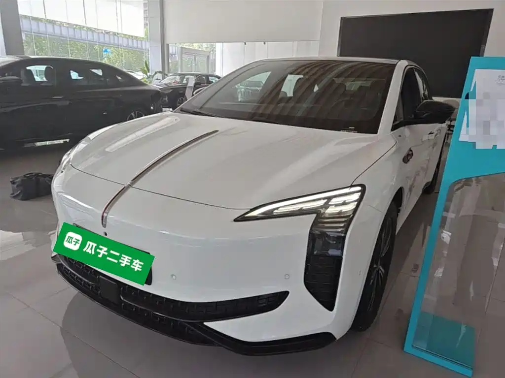 Hongqi Hongqi EH7 2026