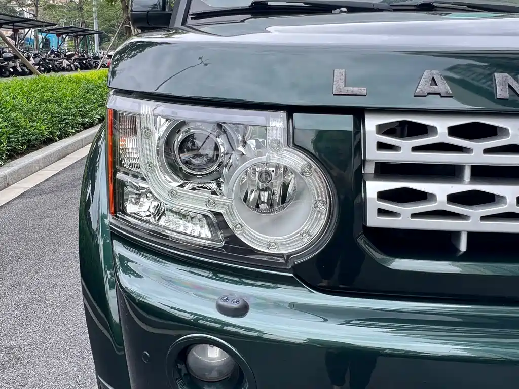 Land Rover Discovery 2011 2.7 TDV6 HSE