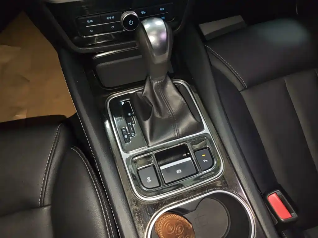 BYD MAX — миниатюра 14
