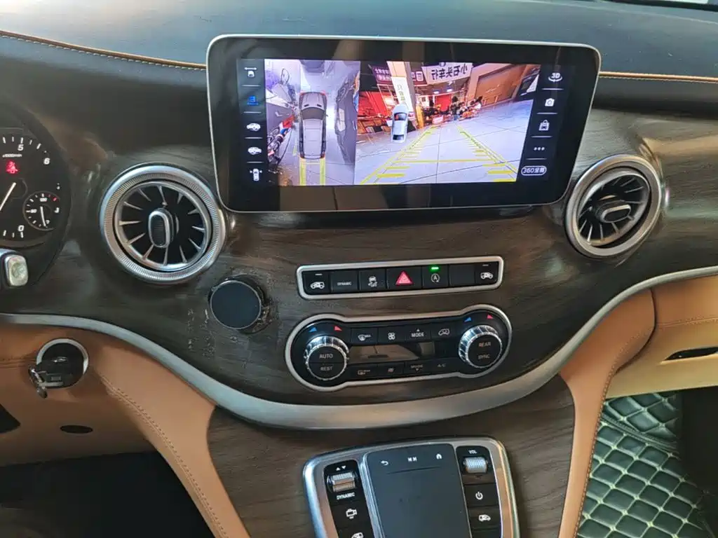 Mercedes-Benz Vito — миниатюра 13