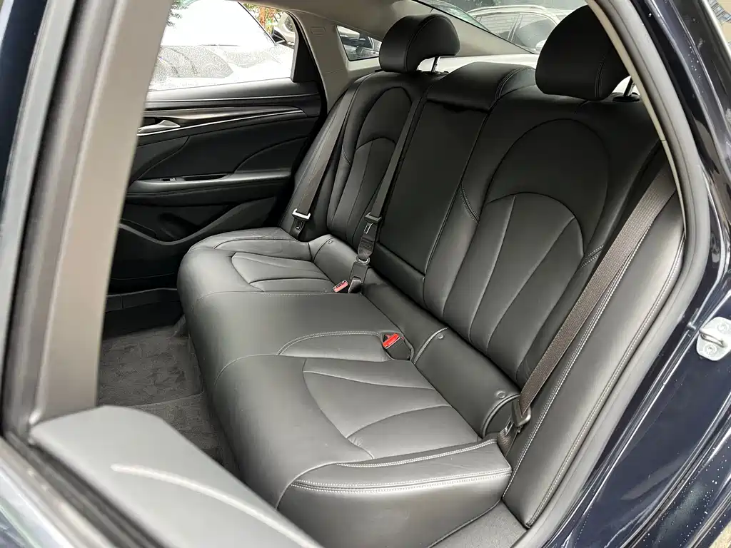 Buick LaCrosse — миниатюра 7