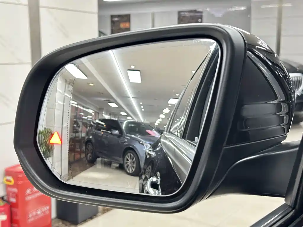 Mercedes-Benz GLE (Import) — миниатюра 21