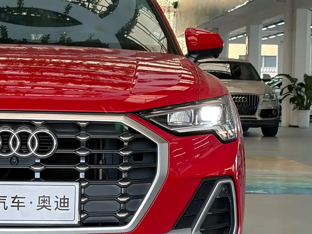 Audi Q3 — миниатюра 7