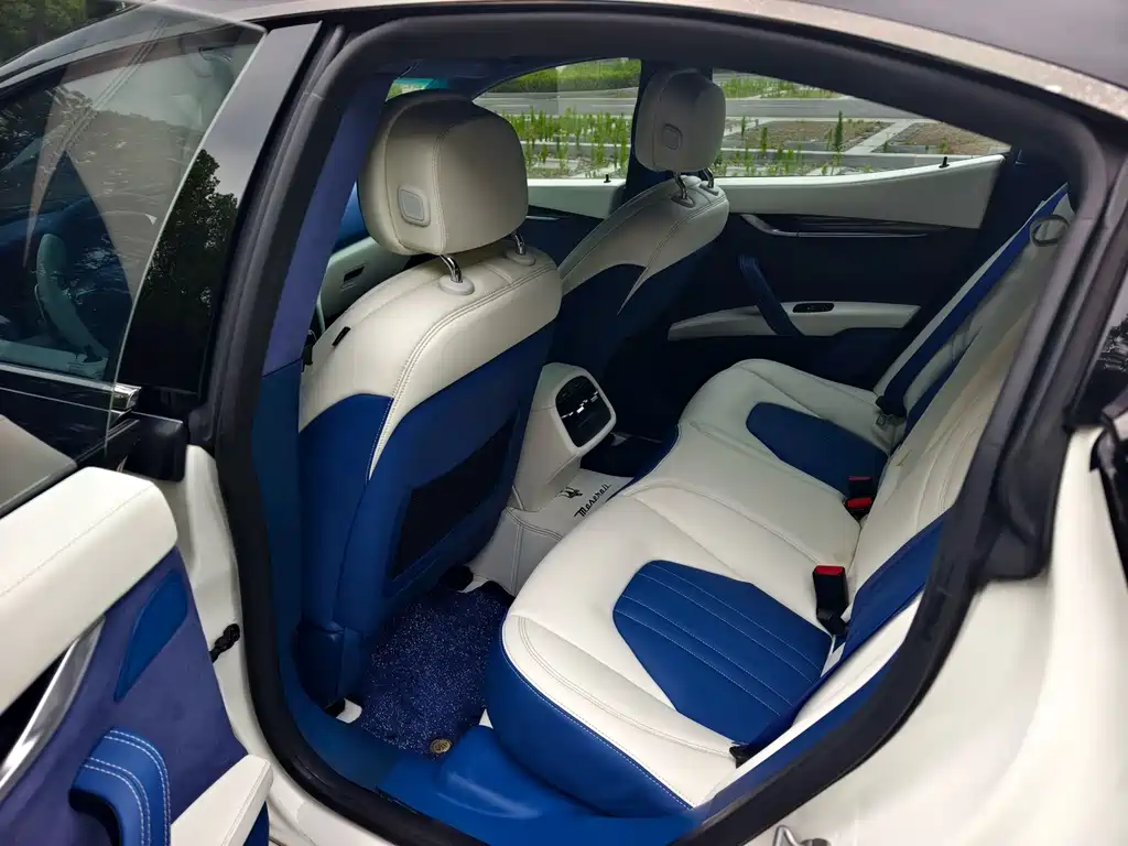Maserati Ghibli — миниатюра 4