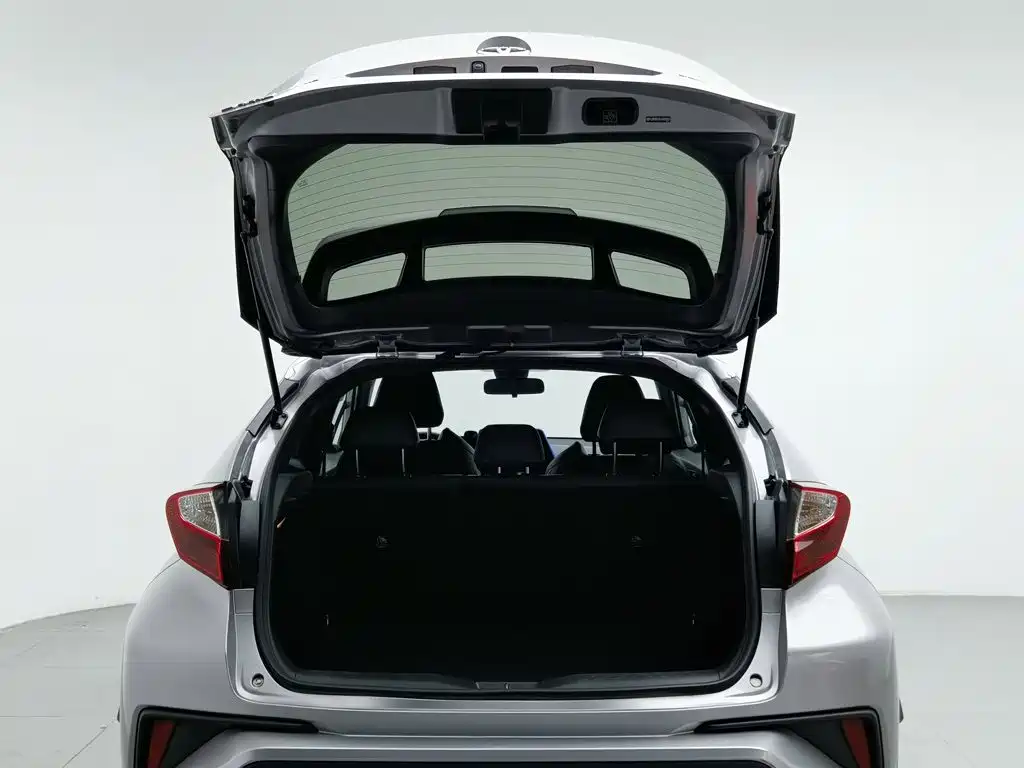 Toyota IZOA — миниатюра 16