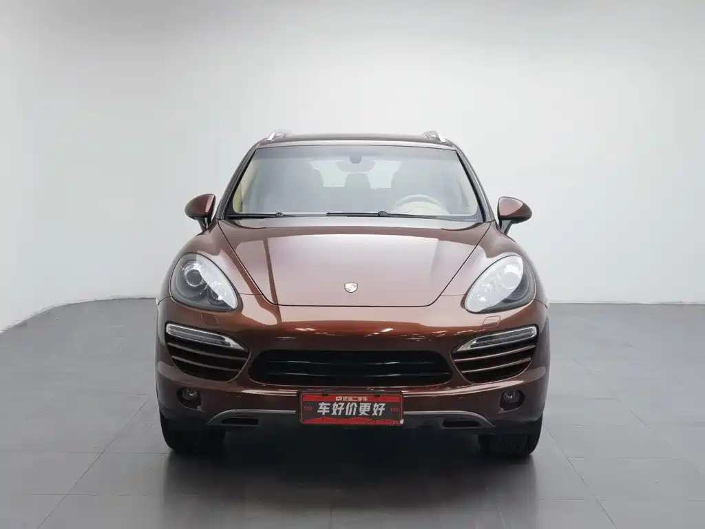 Porsche Cayenne — миниатюра 3