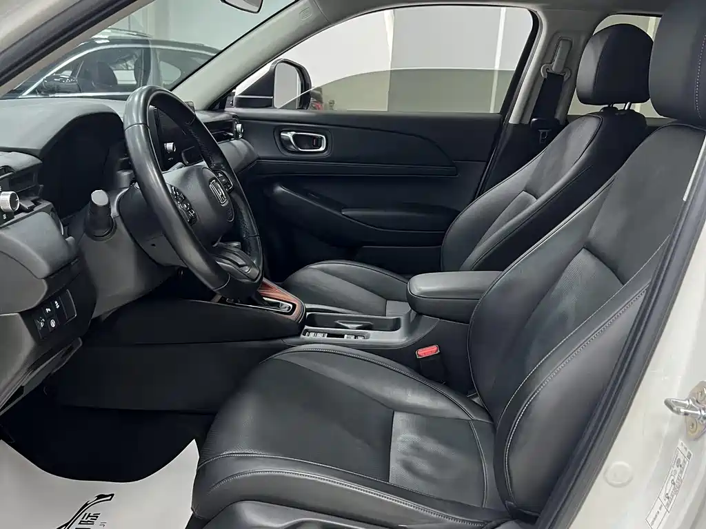 Honda Vezel 1.5L CVT Luxury Edition, фото 22
