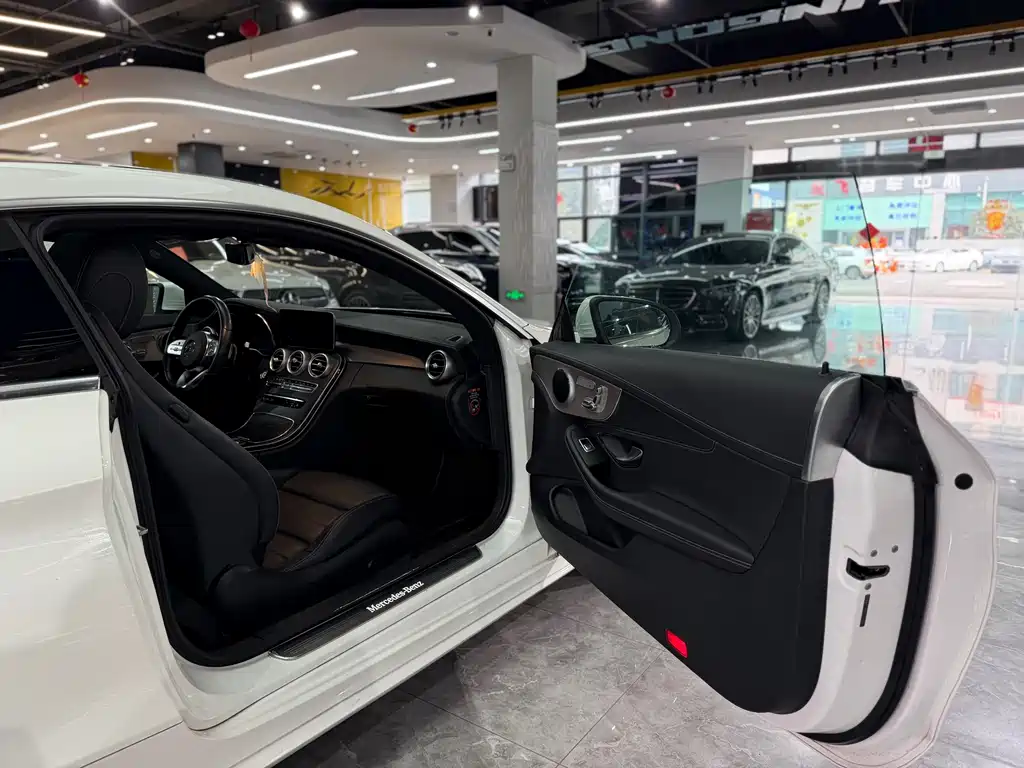 MERCEDES-BENZ C CLASS