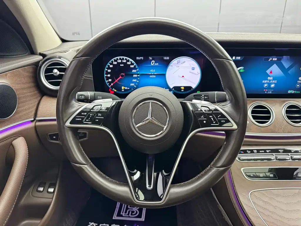 Mercedes-Benz E-Class New Energy — миниатюра 6