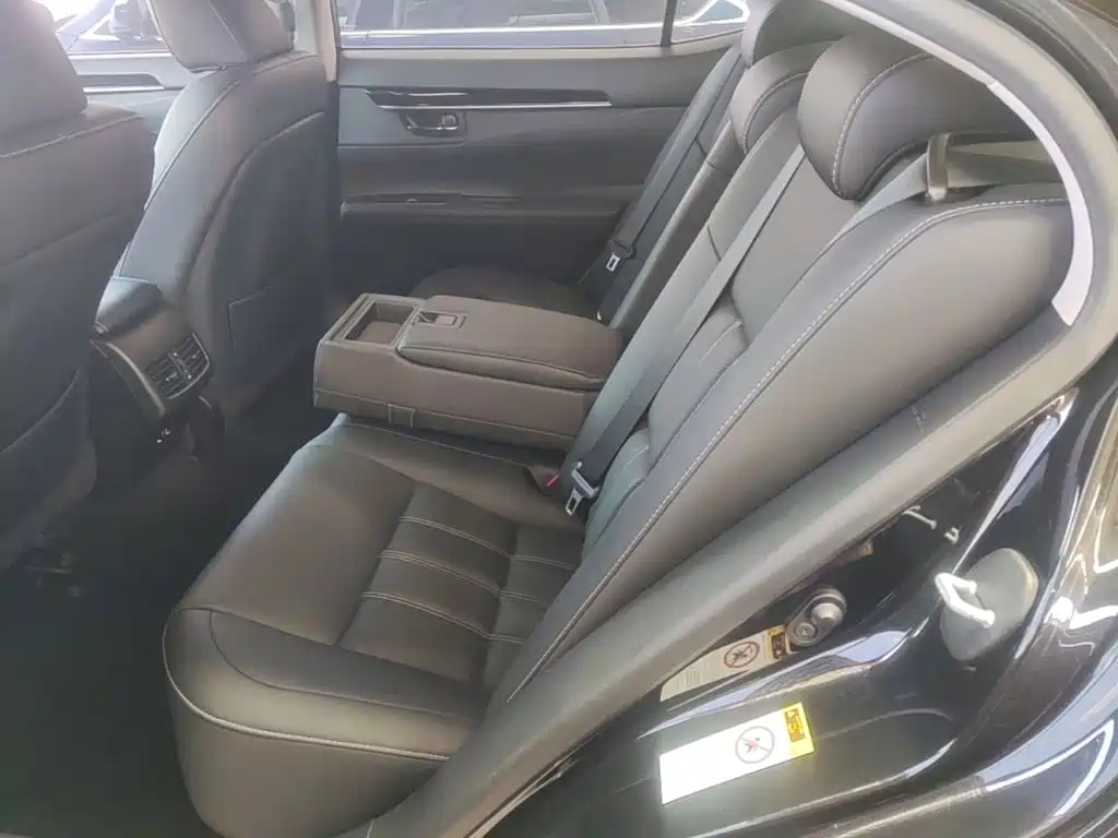 Lexus ES — миниатюра 17