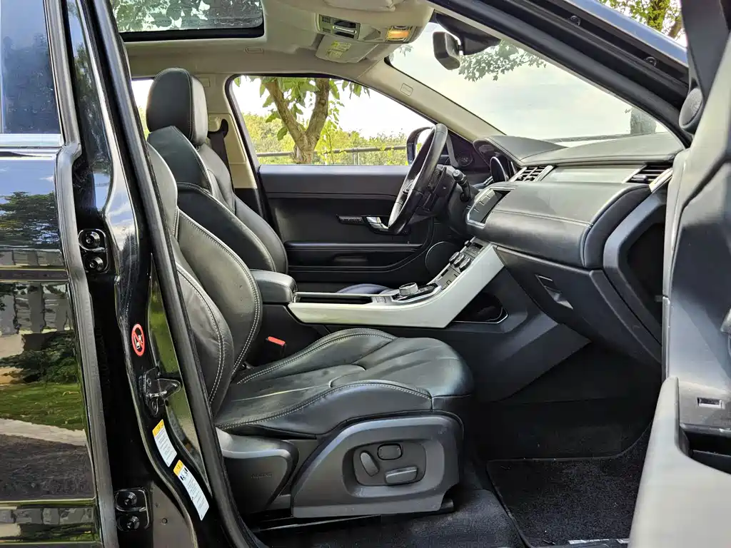 Land Rover Evoque (Import) — миниатюра 8
