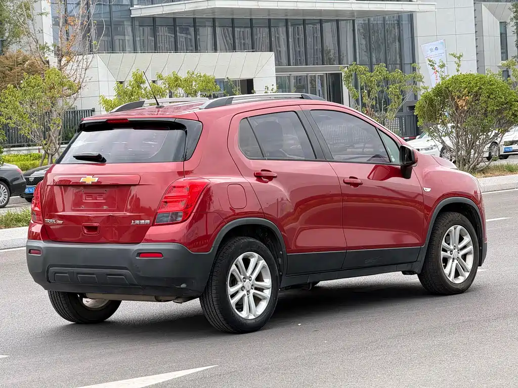 Chevrolet Trax — миниатюра 4