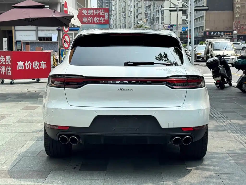 Porsche Macan — миниатюра 8
