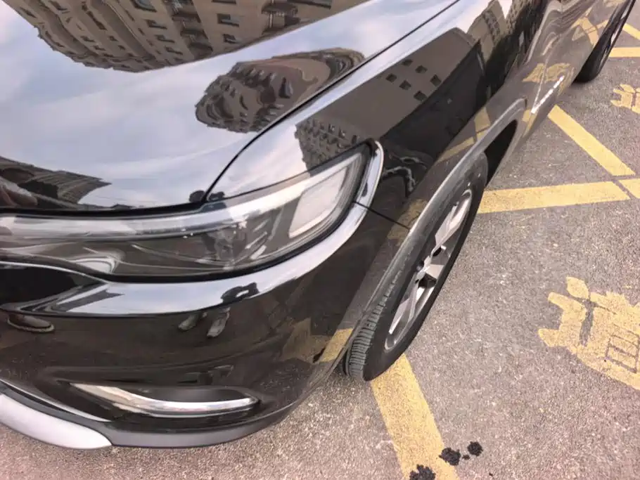 Jeep Cherokee — миниатюра 5