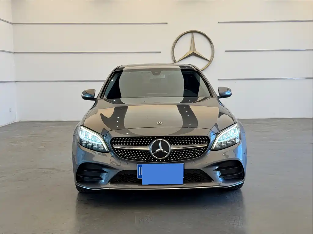 Mercedes-Benz C-Class — миниатюра 2