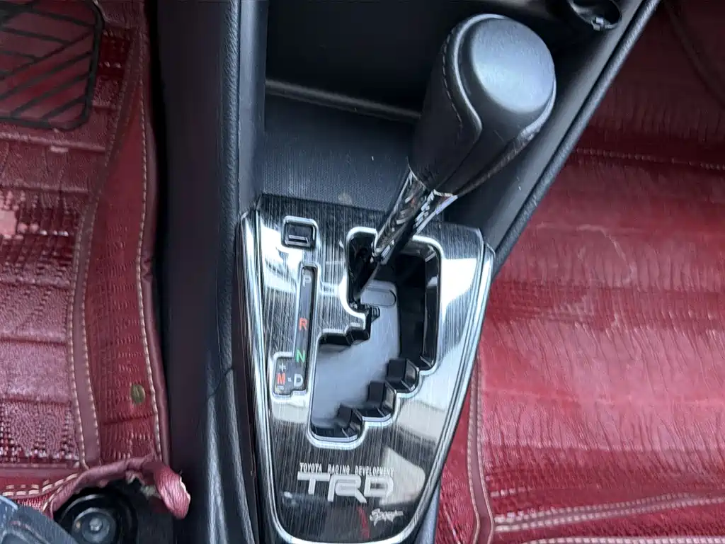 Toyota Yaris L — миниатюра 13