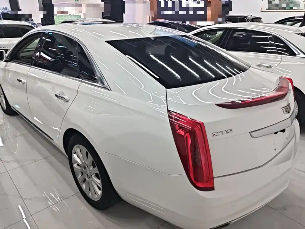 Cadillac XTS — миниатюра 5