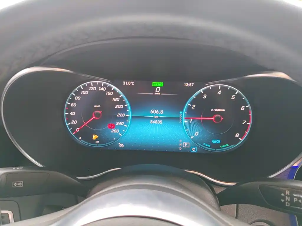 Mercedes-Benz C-Class — миниатюра 12