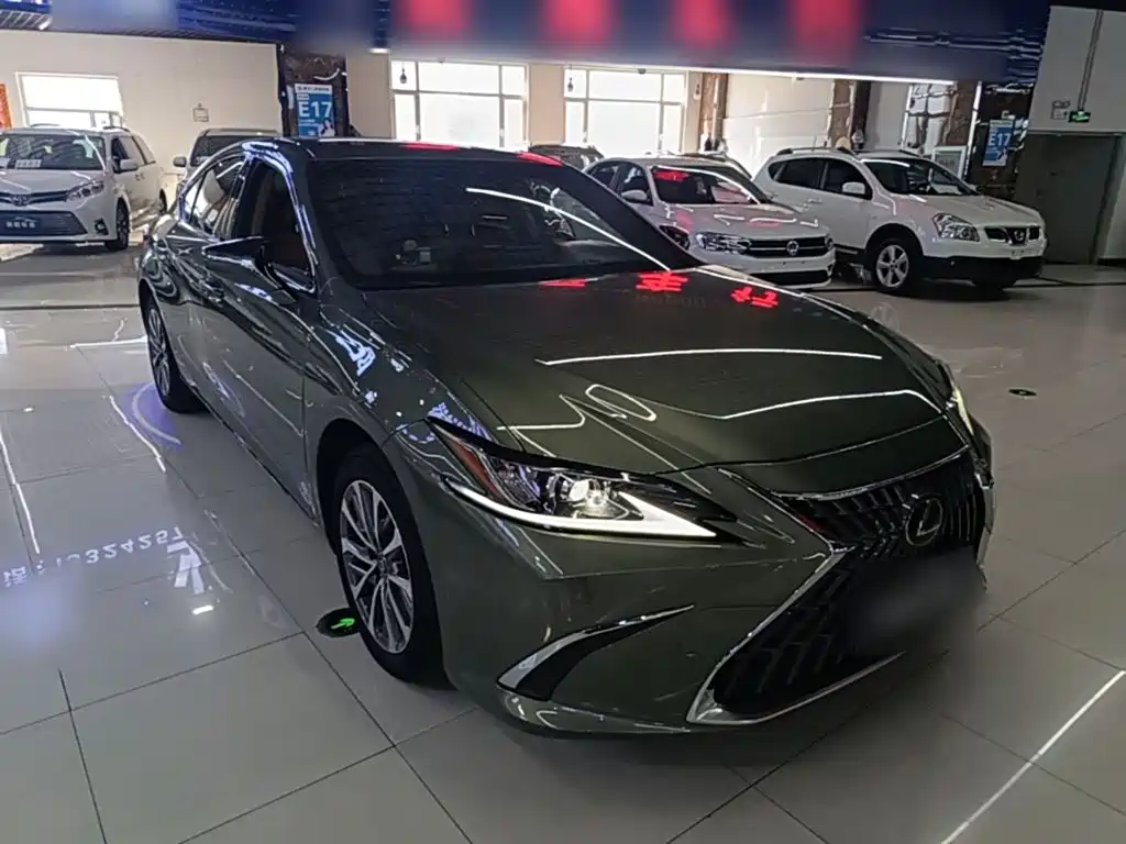 Lexus ES — миниатюра 4