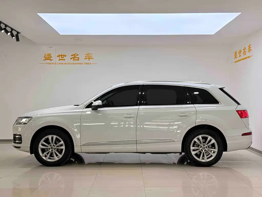 Audi Q7 — миниатюра 4