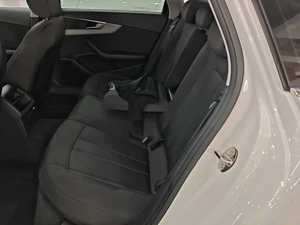 Audi A4L — миниатюра 17
