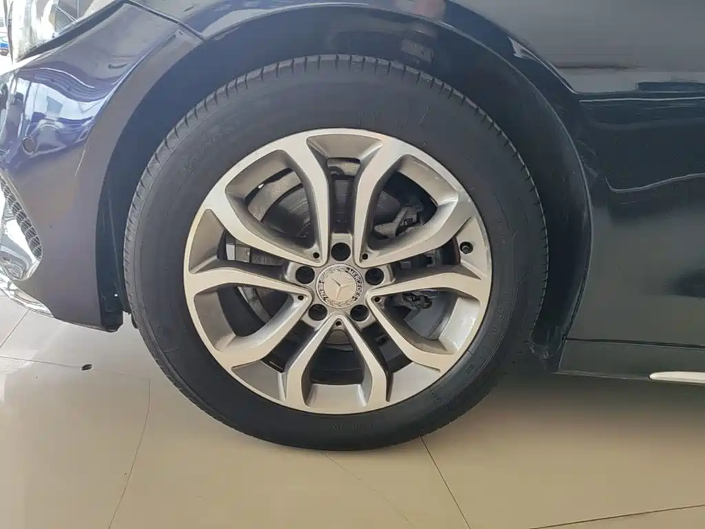 Mercedes-Benz C-Class — миниатюра 23