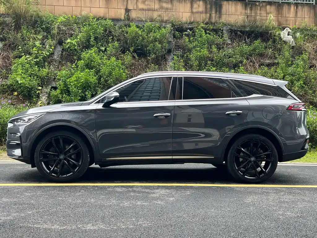 BYD Tang New Energy — миниатюра 7
