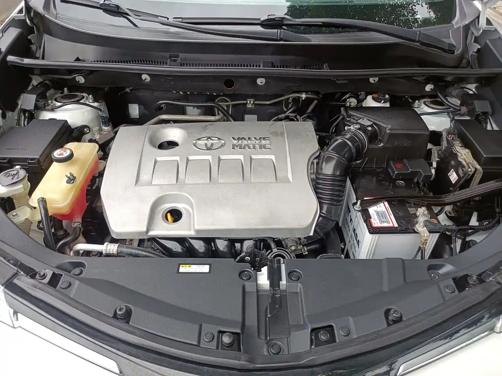Toyota RAV4 — миниатюра 16