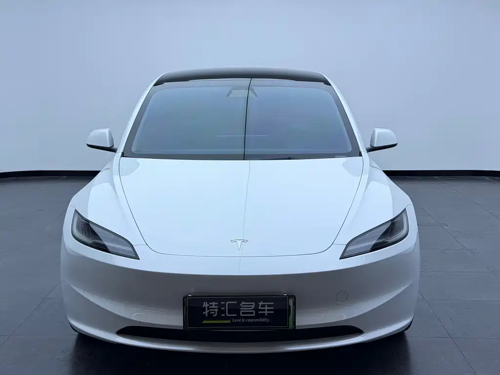 Tesla Model 3 — миниатюра 2