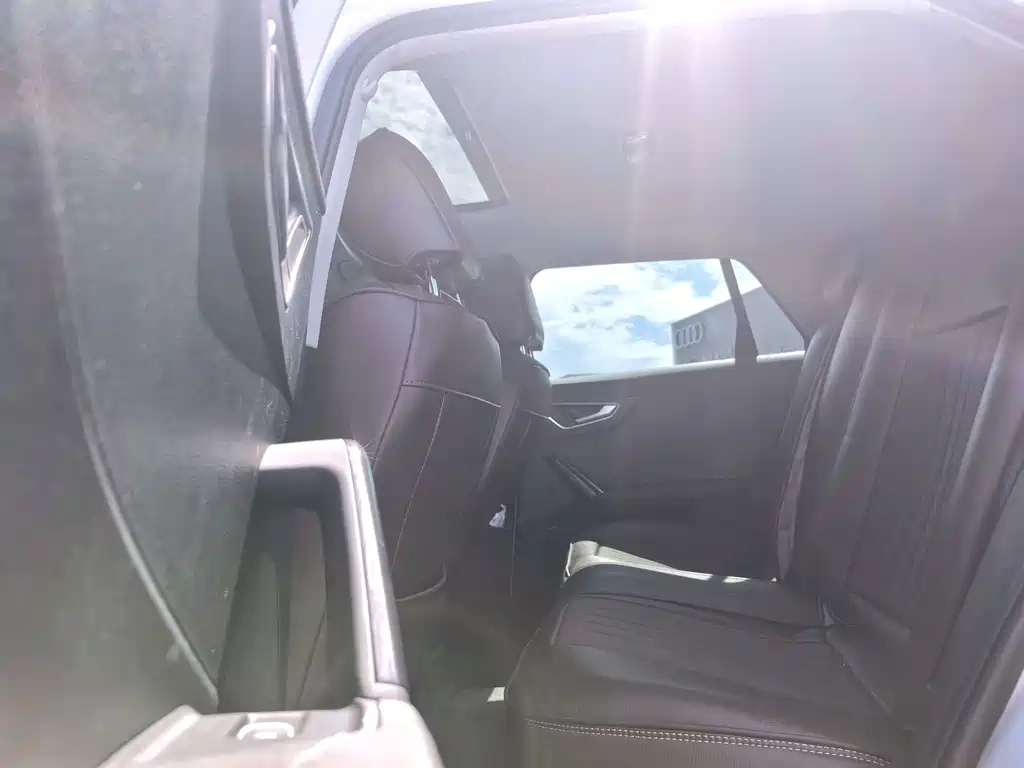 Audi Q2L — миниатюра 15