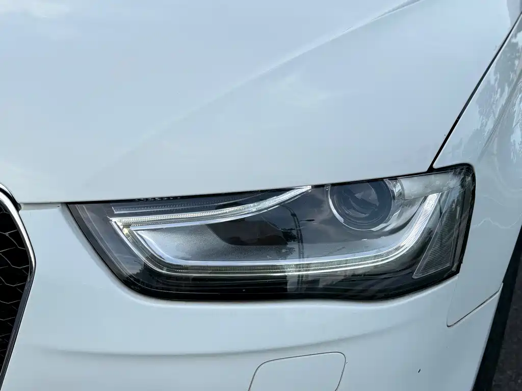 Audi A4L 2015 35 TFSI AT
