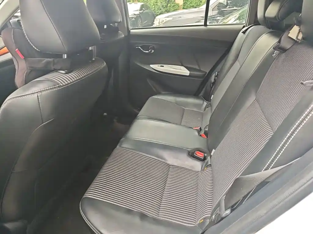 Toyota Yaris L — миниатюра 22