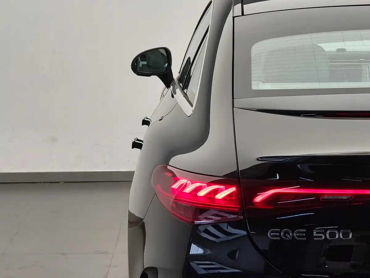 Mercedes-Benz EQE id 4599530 из Китая 14