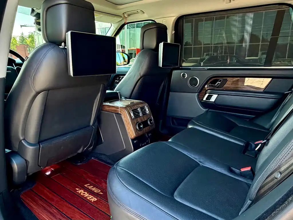 Land Rover Range Rover — миниатюра 7