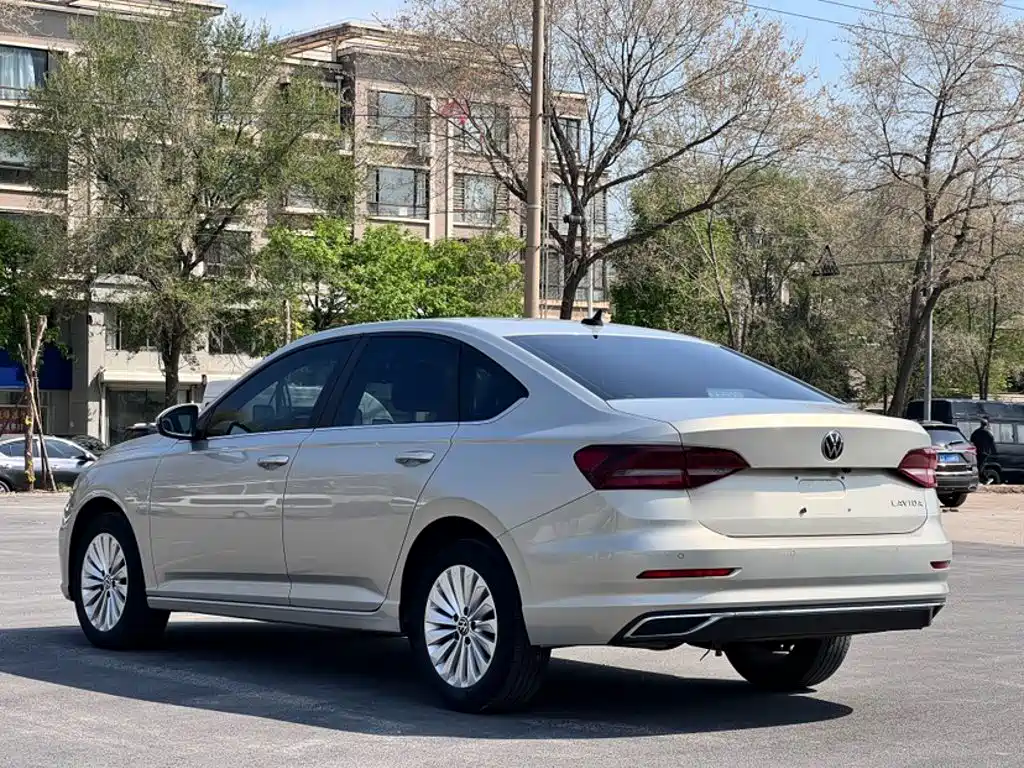 Volkswagen Lavida — миниатюра 9