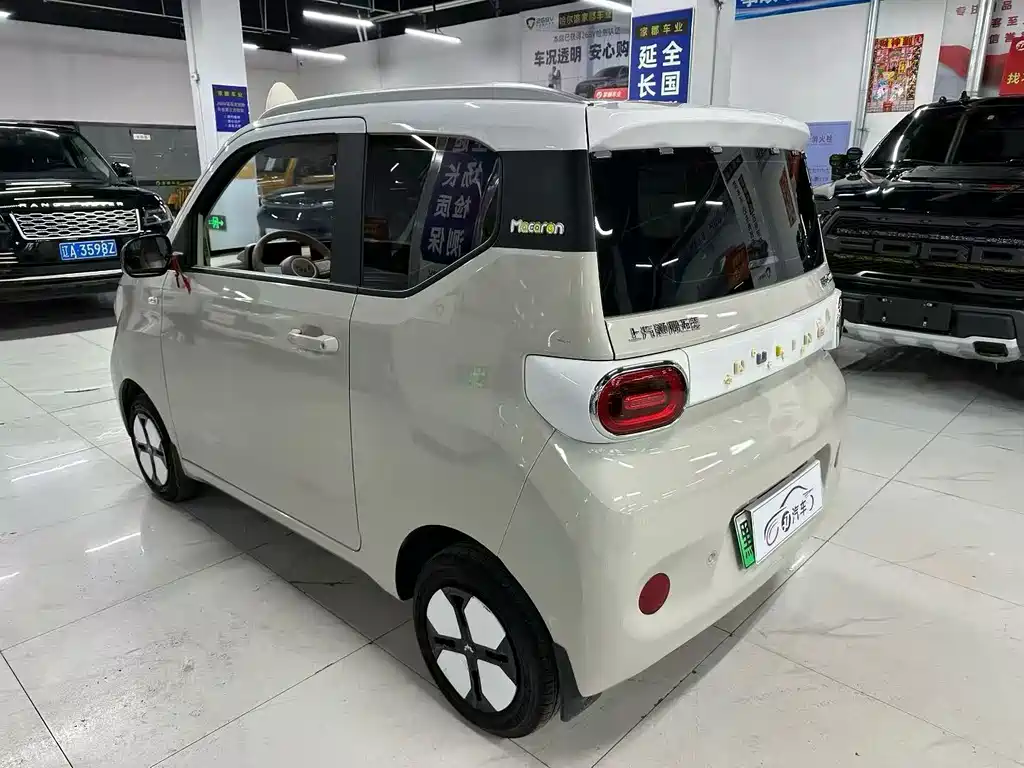 Wuling MINIEV — миниатюра 4