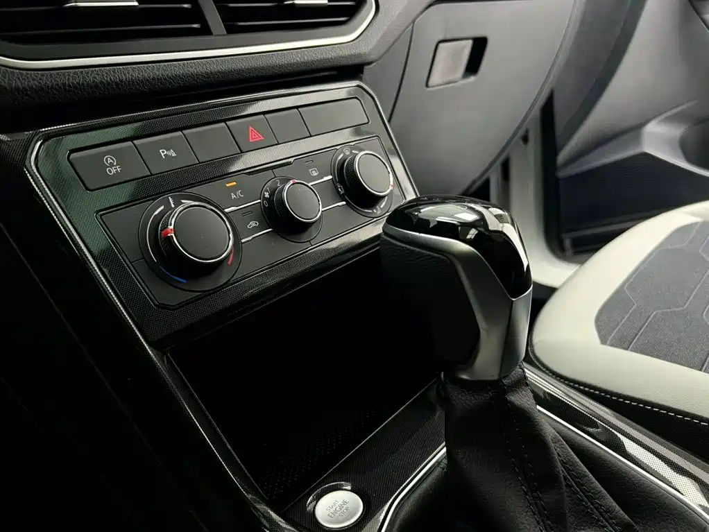 Volkswagen Tharu — миниатюра 18