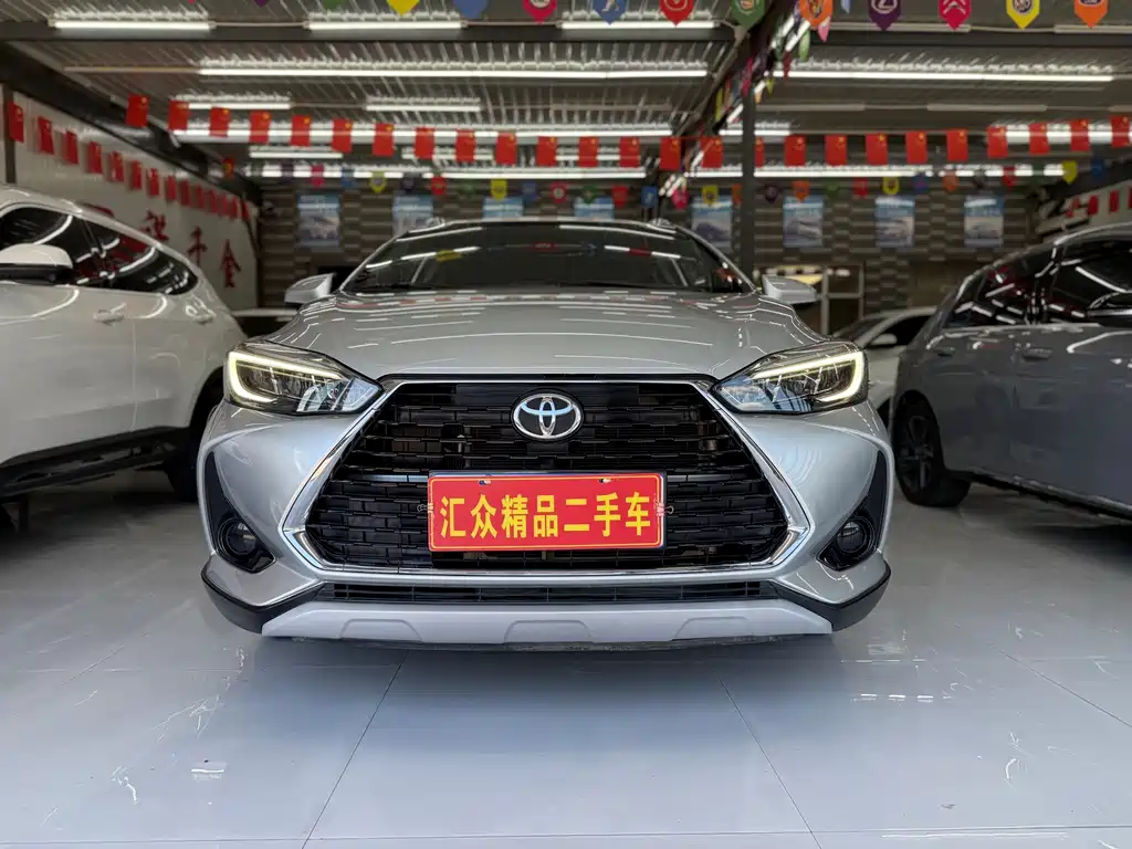 Toyota Yaris L — миниатюра 3