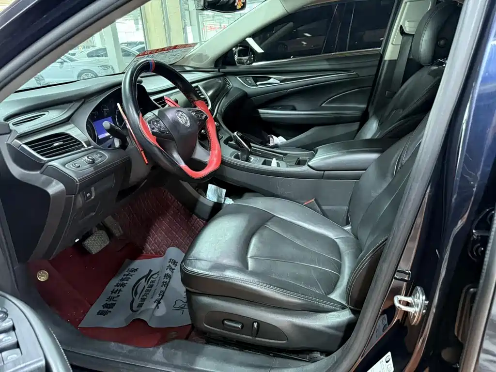 Buick LaCrosse - фото 11