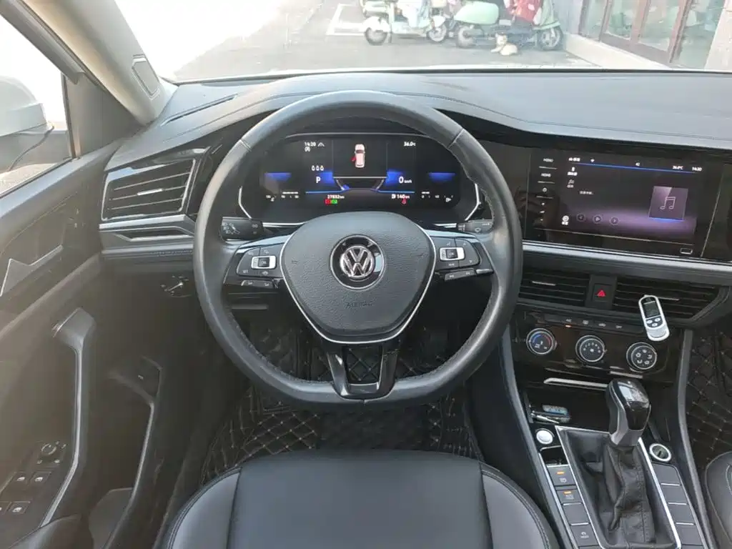 Volkswagen Sagitar — миниатюра 11