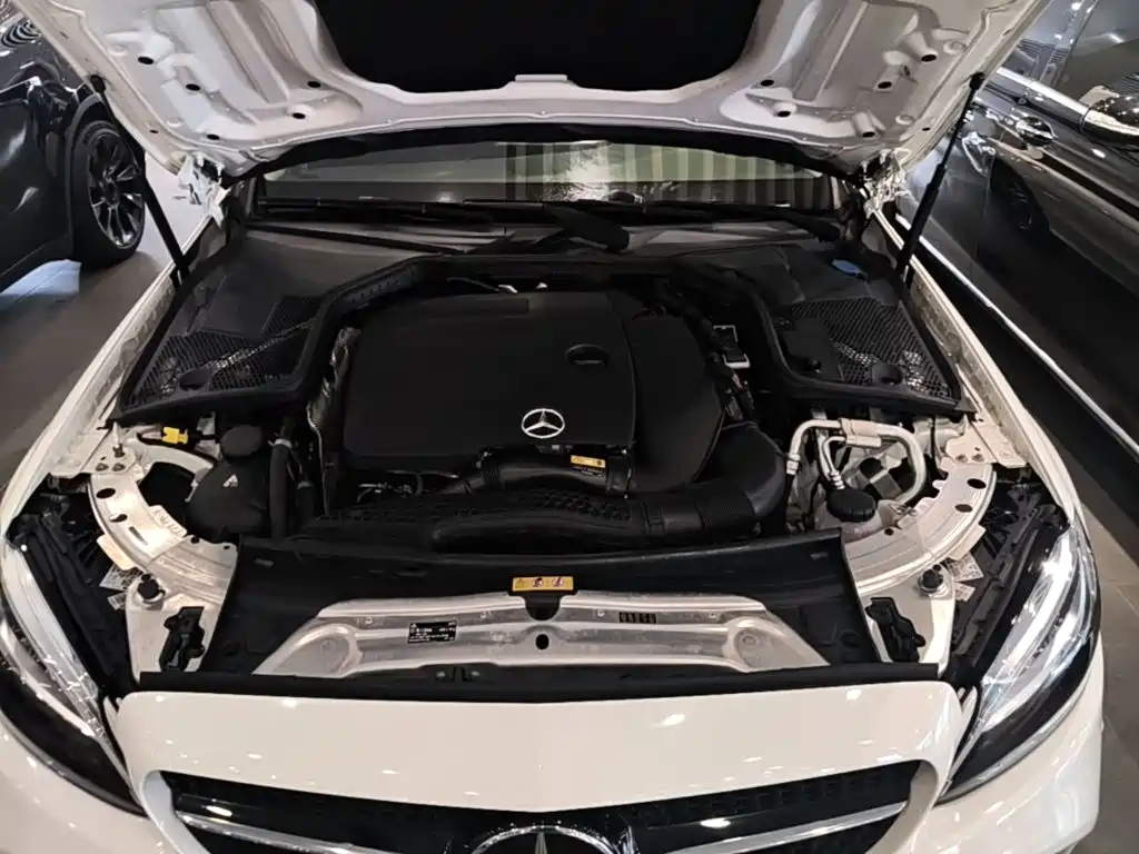 Mercedes-Benz C-Class — миниатюра 20