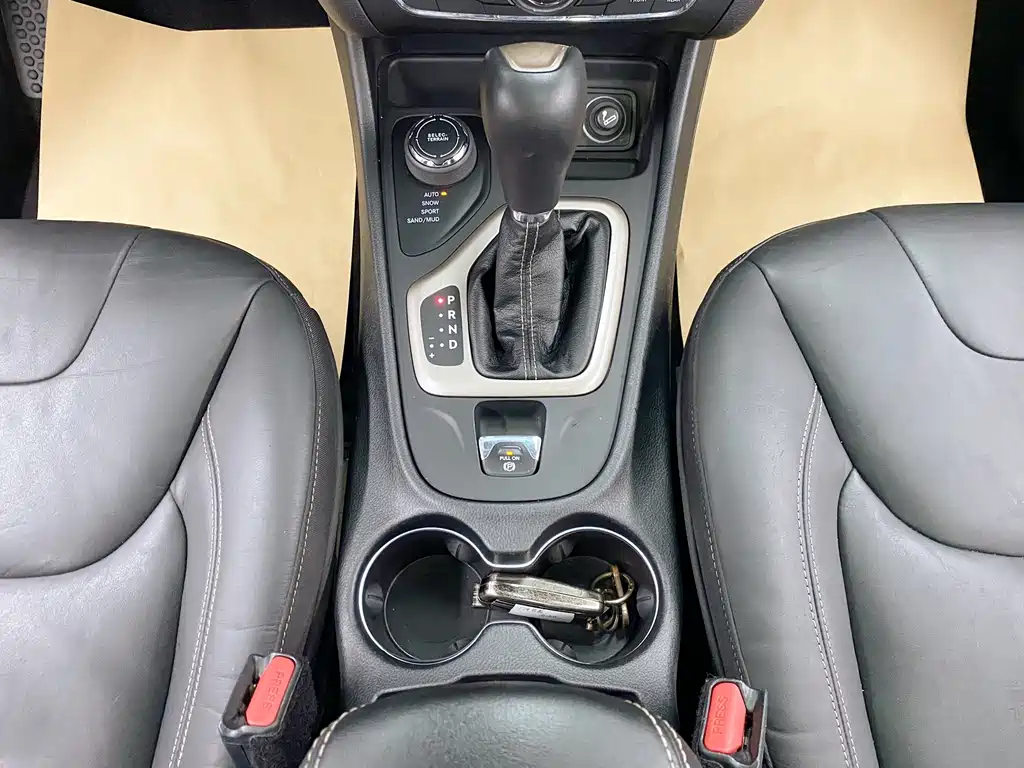 Jeep Cherokee — миниатюра 16