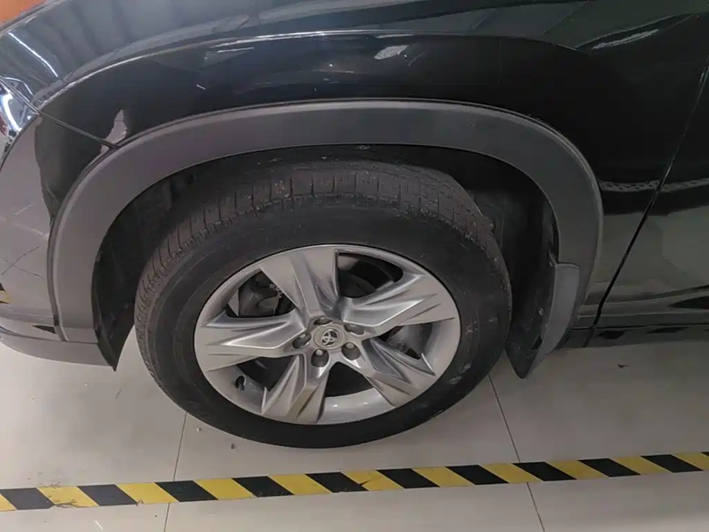 Toyota Highlander — фотографии объявления, Фото 23