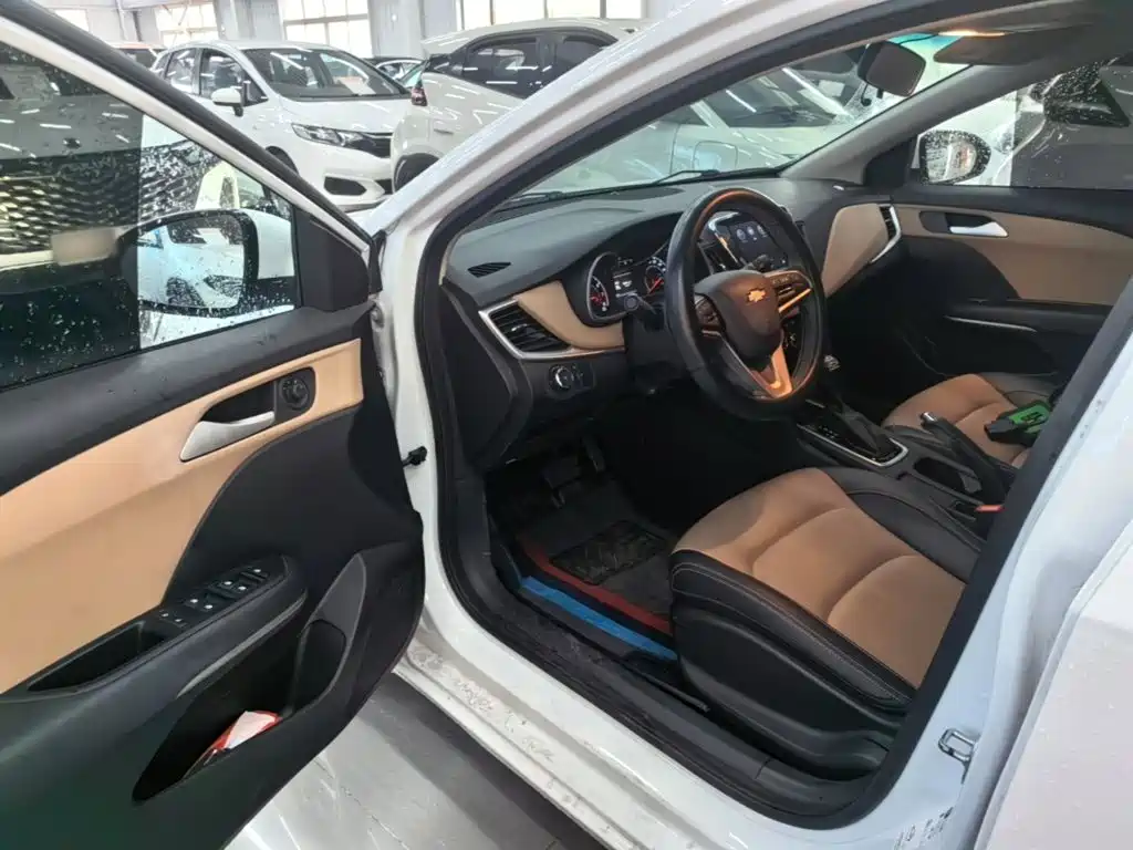 Chevrolet Monza — миниатюра 16