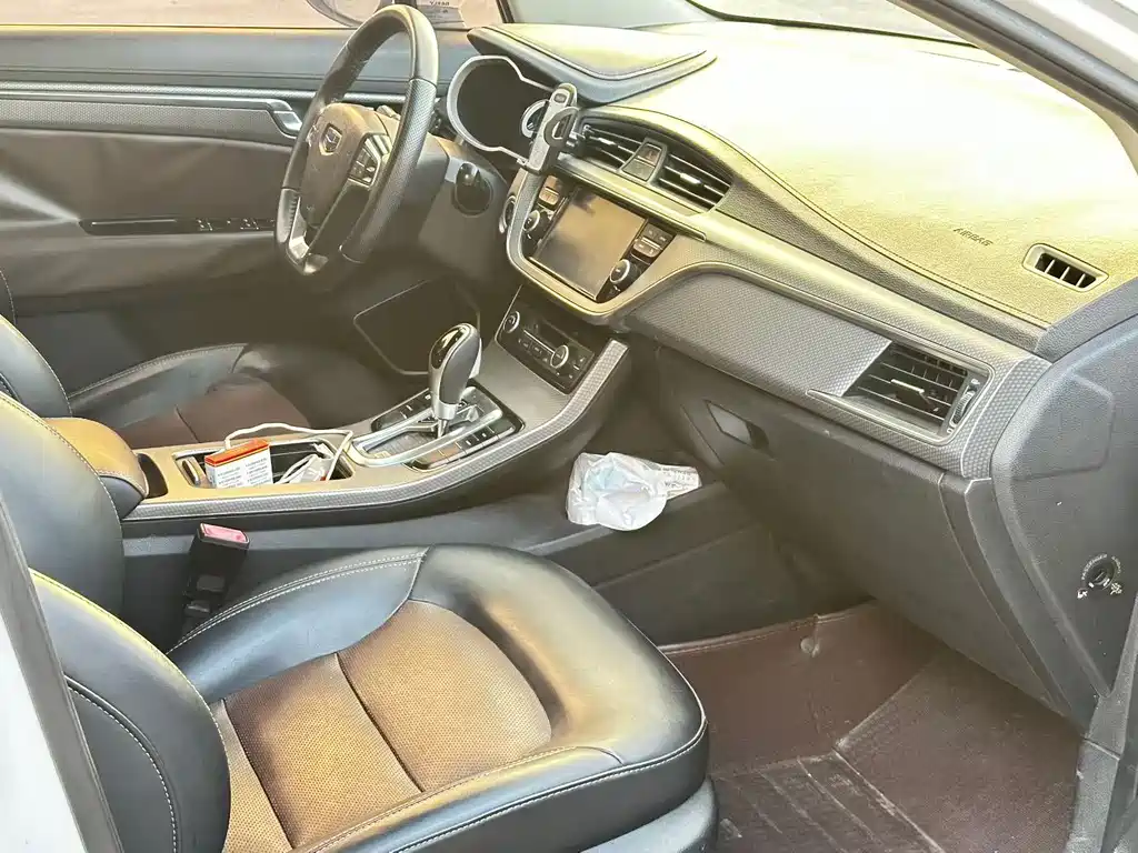 Geely Emgrand GS — миниатюра 5