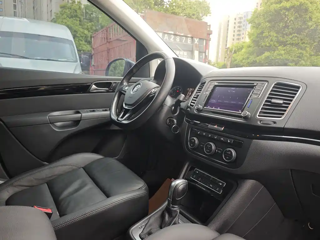 Volkswagen Sharan — миниатюра 9