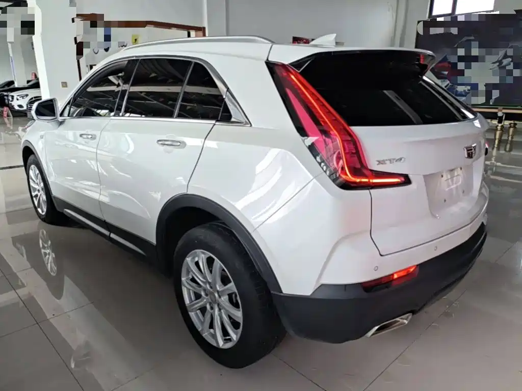 Cadillac XT4 — миниатюра 5