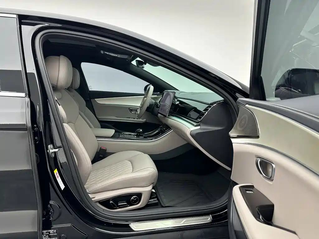 BYD Han — миниатюра 16
