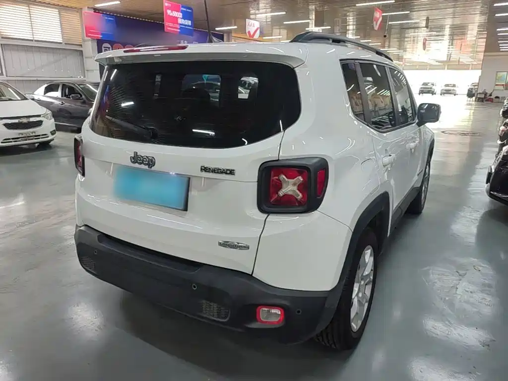 Jeep Renegade — миниатюра 7
